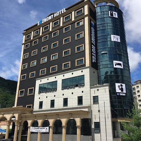 Ekonomy Hotel Jeongseon Dış mekan fotoğraf