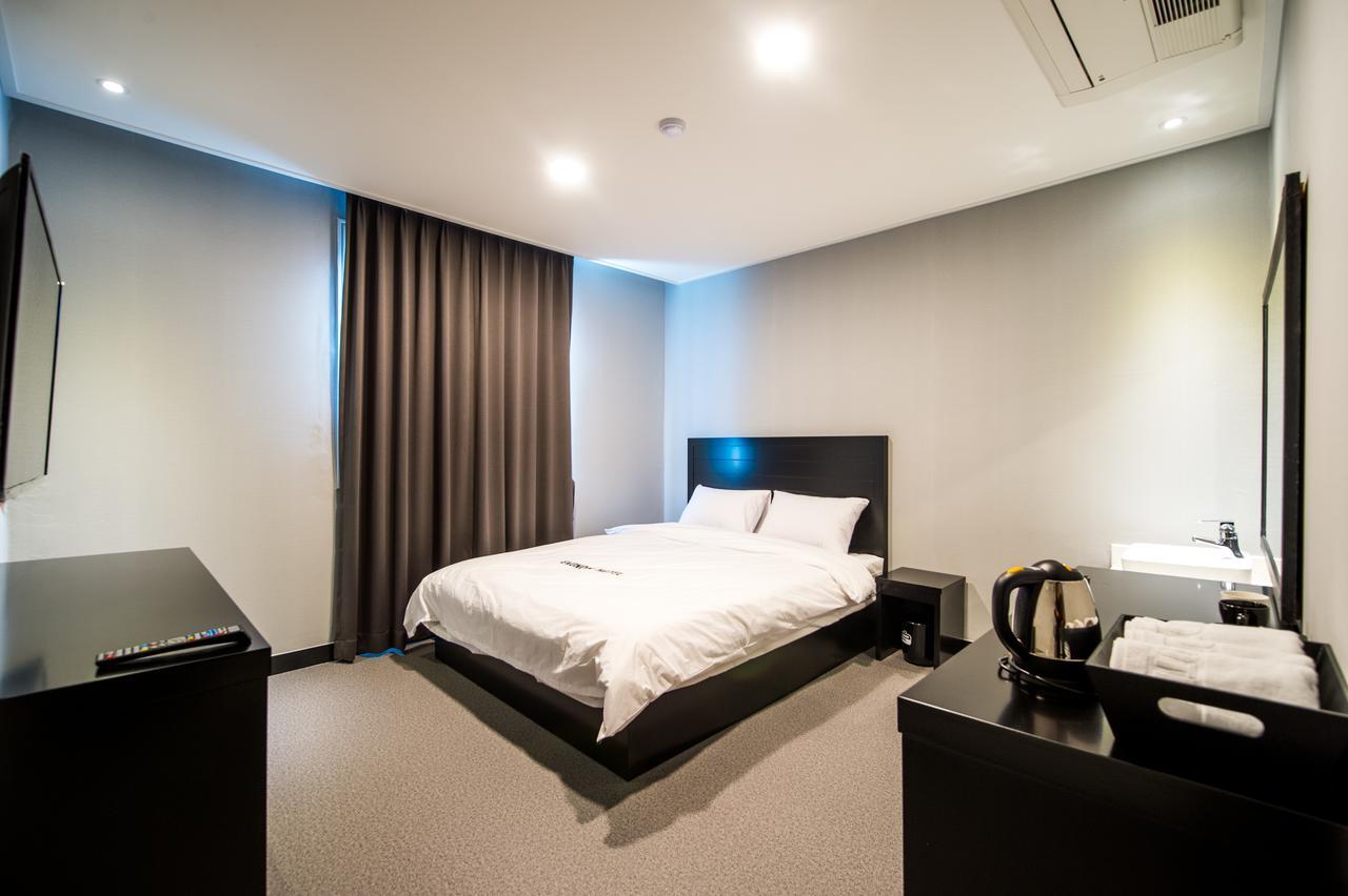 Ekonomy Hotel Jeongseon Dış mekan fotoğraf